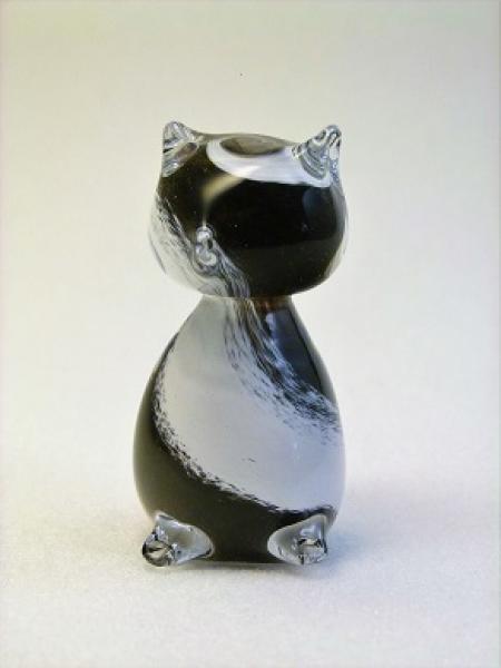 Mini Katze Schwarz-weiß