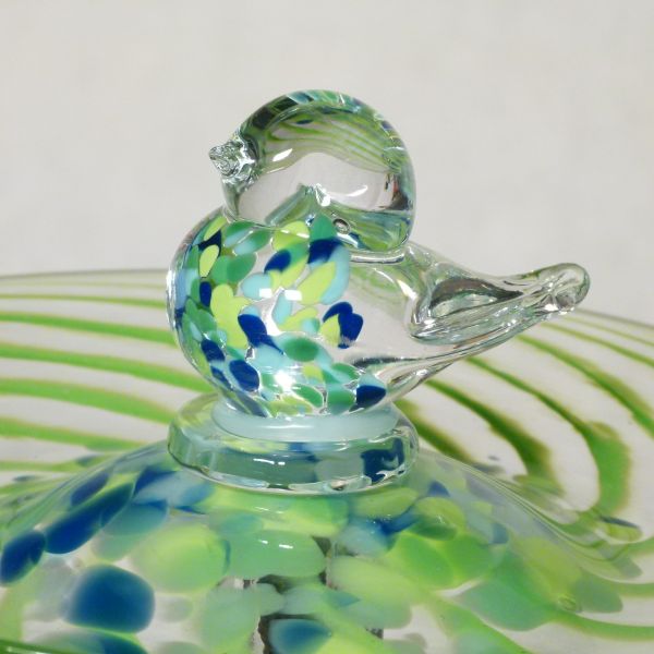 Vogeltränke grün-blau Detail